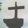 Steinsäule mit Kreuz