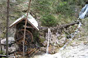 Wasserrad im Höllental