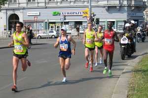 Laufgruppe um Roman Weger